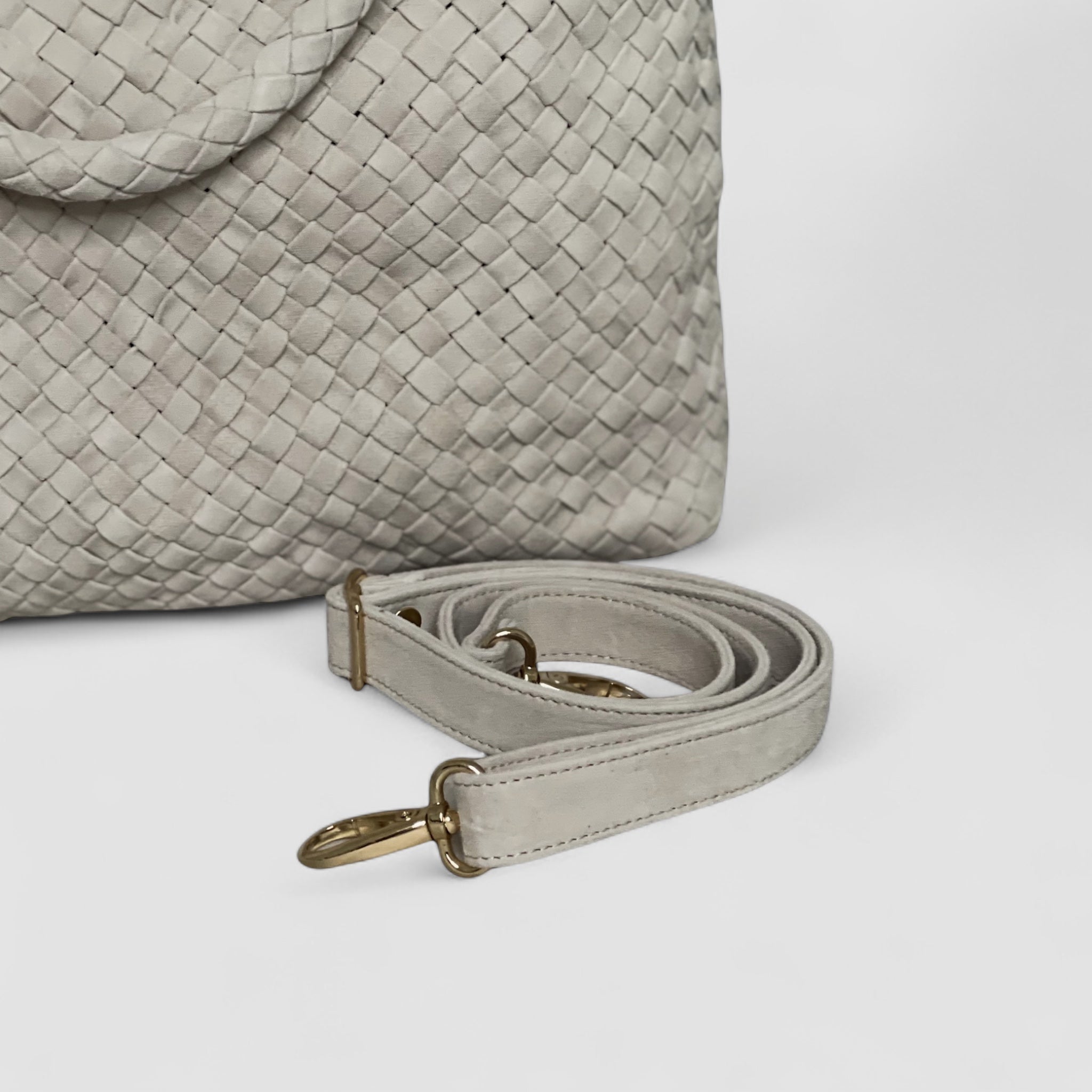 Ribichini Woodstock Royal veske i sand: avtagbar skulderstropp gir fleksibel bruk.