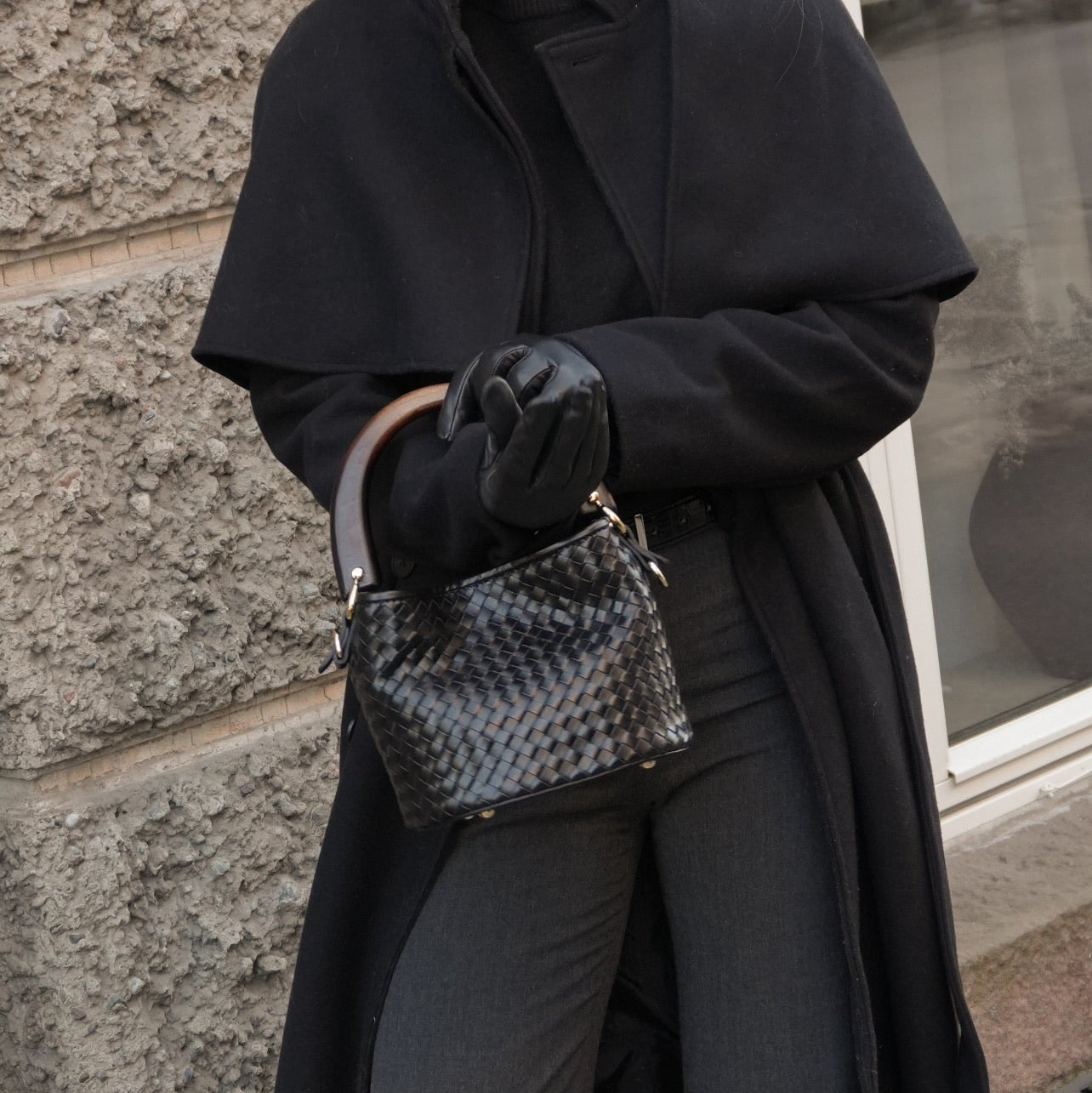 Ribichini Albaro sort håndflettet veske i italiensk skinn.
